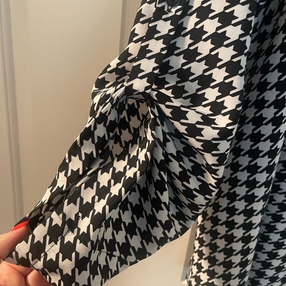 Black and White Houndstooth Women's Top - Picture 3 of 6